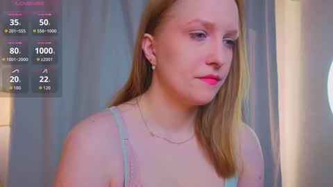 Snapshot of petulagambee chatting on 03-16-26, 03:34 Kate online show from 03-16-26, 03:34
