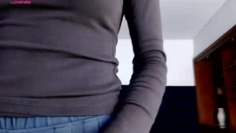 THG BABY    online show from 07-08-26, 07:18