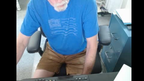 Paul online show from 04-12-26, 01:49