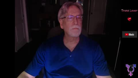 Snapshot of pghk2000 chatting on 05-03-26, 02:06 George online show from 05-03-26, 02:06