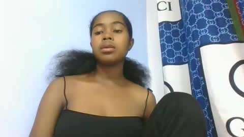 phania185885 online show from 03-02-26, 08:32