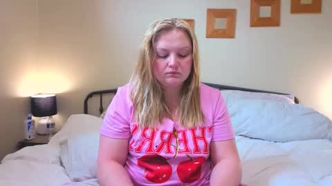 PhatAssBlond online show from 02-23-26, 05:21