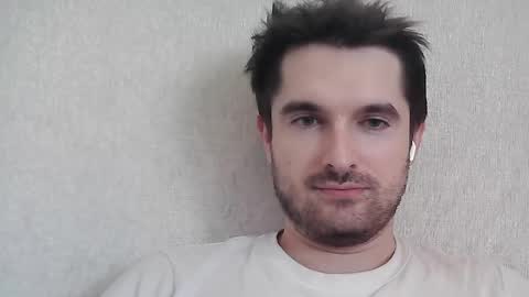 Snapshot of philborison chatting on 04-04-26, 01:52 PhilipBorison online show from 04-04-26, 01:52