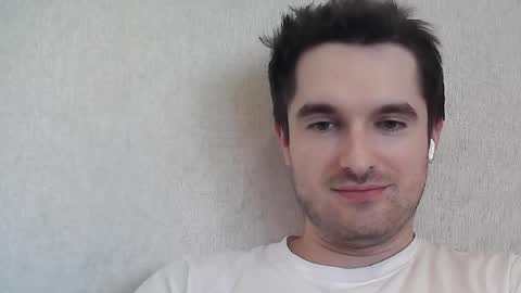 Snapshot of philborison chatting on 04-08-26, 01:33 PhilipBorison online show from 04-08-26, 01:33