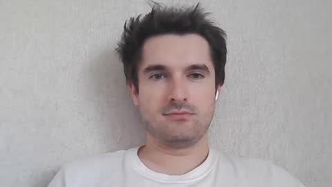 Snapshot of philborison chatting on 05-08-26, 10:20 PhilipBorison online show from 05-08-26, 10:20