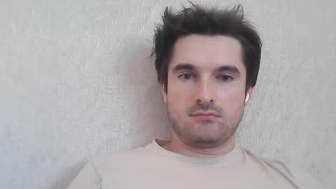 Snapshot of philborison chatting on 05-09-26, 02:00 PhilipBorison online show from 05-09-26, 02:00