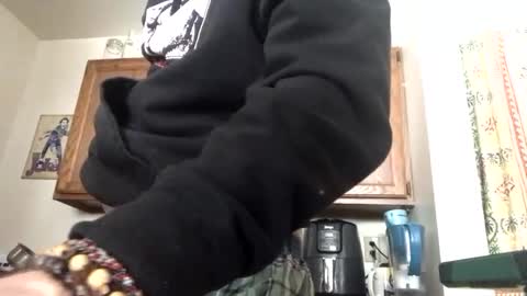 Snapshot of phildoesart chatting on 01-21-25, 06:55 Phil online show from 01-21-25, 06:55