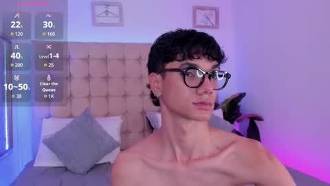 Phillip online show from 11-05-25, 06:02