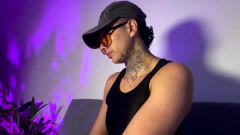 PHILLIP online show from 04-16-26, 03:24