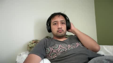 Dele online show from 02-28-25, 03:26