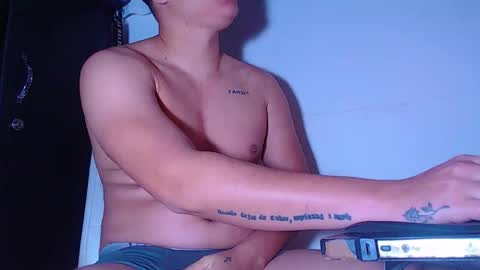 Snapshot of phoenixgnz08 chatting on 05-01-26, 09:47 AdnierGnz online show from 05-01-26, 09:47