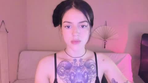 phoenixx_x online show from 04-12-26, 08:58