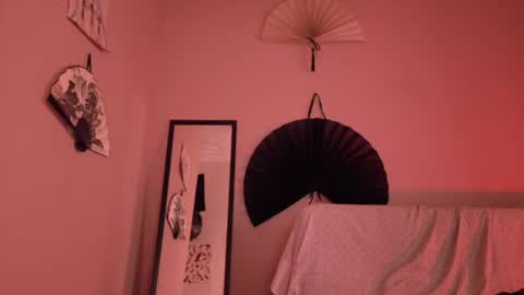 Snapshot of phoenixx_x chatting on 06-11-26, 12:58 phoenixx_x online show from 06-11-26, 12:58