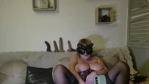 phryna online show from 01-16-26, 05:22