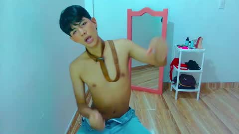 Snapshot of phuwin_bj chatting on 05-26-26, 05:58 phuwin online show from 05-26-26, 05:58