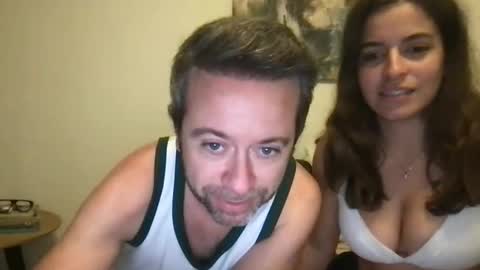 pia_couple online show from 11-15-25, 08:27
