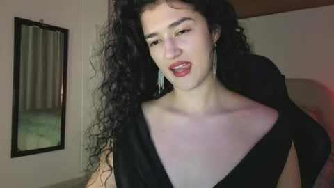 Snapshot of piama_burnss chatting on 05-26-26, 11:56 piama_burnss online show from 05-26-26, 11:56