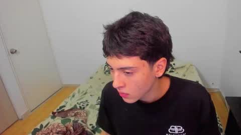 picaszomilos350 online show from 03-20-26, 11:15