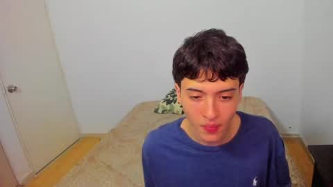 picaszomilos350 online show from 03-28-26, 05:18