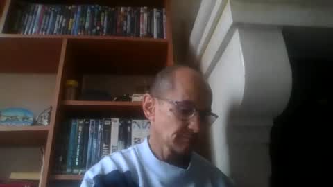 Snapshot of pichoun71 chatting on 12-07-24, 02:13 pichoun71 online show from 12-07-24, 02:13