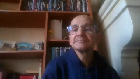 Snapshot of pichoun71 chatting on 12-14-24, 08:34 pichoun71 online show from 12-14-24, 08:34