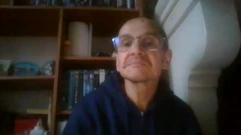 Snapshot of pichoun71 chatting on 12-14-24, 03:47 pichoun71 online show from 12-14-24, 03:47