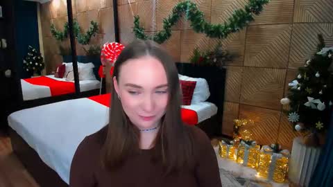 Emelie online show from 01-14-26, 04:18