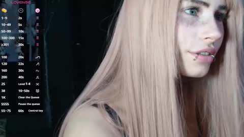 Piera online show from 11-24-25, 07:02