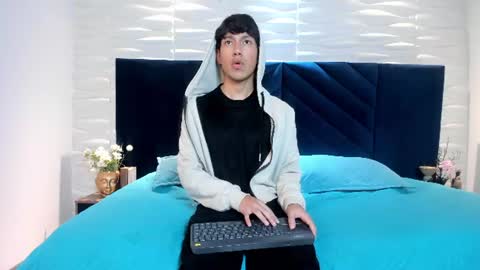 Pierre Leroy online show from 07-21-26, 03:31