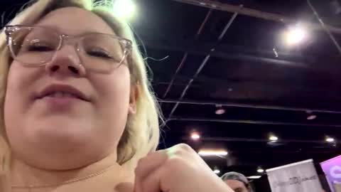 Piggy Rose online show from 04-11-26, 08:57