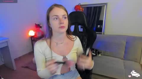 PiinkPandora online show from 10-25-25, 09:42