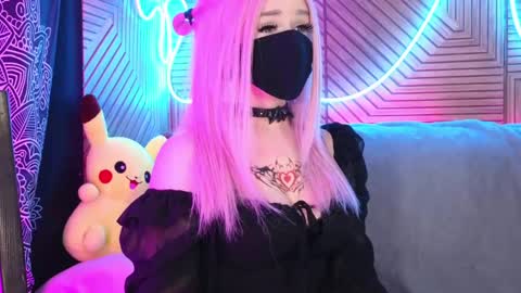 Snapshot of pika_pikaa chatting on 05-14-26, 12:28 Sonya online show from 05-14-26, 12:28