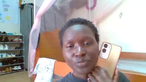 Snapshot of pinah1997 chatting on 03-16-26, 10:52 pinah1997 online show from 03-16-26, 10:52