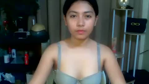 pinay_aangel online show from 04-05-26, 05:26