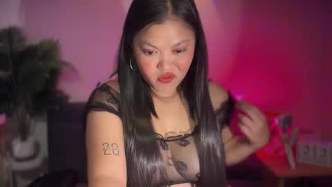 Snapshot of pinay_feb chatting on 09-22-25, 04:20 Hot Feb online show from 09-22-25, 04:20