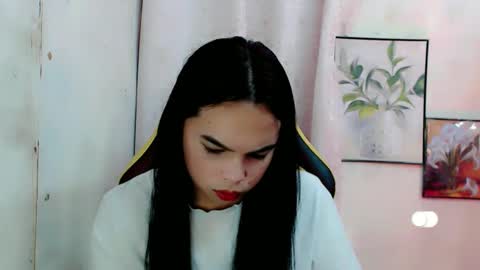 Snapshot of pinay_heart chatting on 12-13-24, 04:49 heart online show from 12-13-24, 04:49