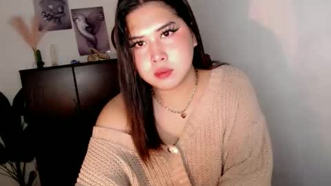 Ivy Morningstar online show from 04-21-26, 12:01