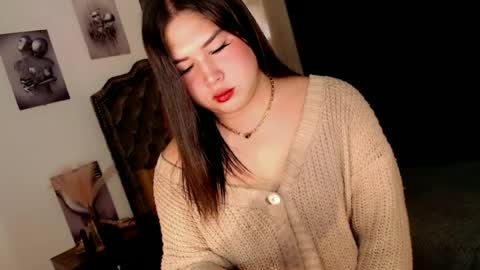 Snapshot of pinay_ivy chatting on 06-12-26, 02:43 Ivy Morningstar online show from 06-12-26, 02:43