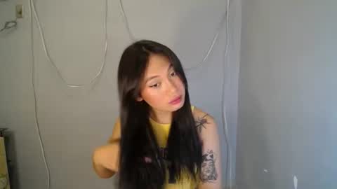 Snapshot of pinay_jenxx chatting on 09-22-25, 09:55 Jen online show from 09-22-25, 09:55