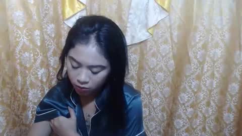pinay_shinexxx online show from 04-06-26, 07:26