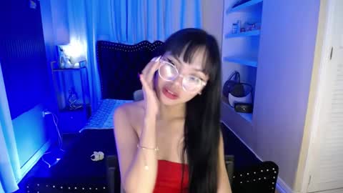 Snapshot of pinay_slutx chatting on 12-27-24, 09:39 dee online show from 12-27-24, 09:39