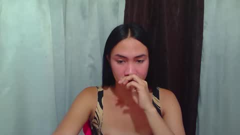 Snapshot of pinaycutie_jilian chatting on 09-12-25, 11:37 jilian  online show from 09-12-25, 11:37