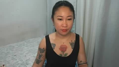 yumie  online show from 03-21-26, 09:18