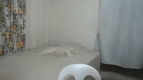 yumie  online show from 05-14-26, 01:45