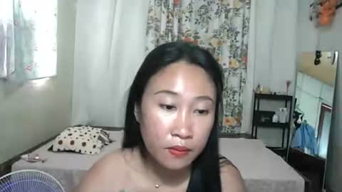 yumie  online show from 06-08-26, 01:28