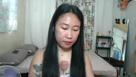 yumie  online show from 06-13-26, 11:02