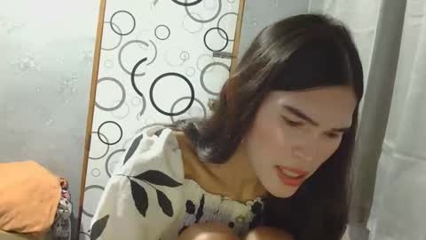 pinayjessaxxx online show from 12-18-25, 01:39