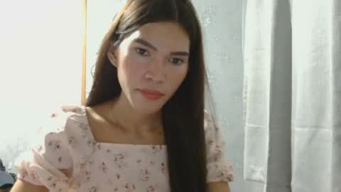 Snapshot of pinayjessaxxx chatting on 06-14-26, 01:24 pinayjessaxxx online show from 06-14-26, 01:24