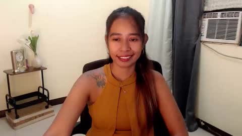 pinaymorena_renelda online show from 11-07-25, 05:40