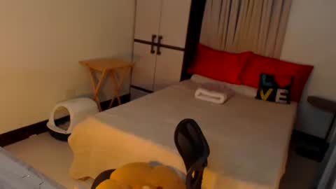 PinaySluttyAira online show from 04-17-26, 02:25